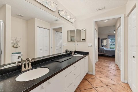 House in Palmetto, Florida 3 bedrooms, 138.15 sq.m. № 1733349 - photo 16
