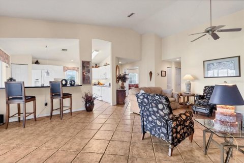 House in Palmetto, Florida 3 bedrooms, 138.15 sq.m. № 1733349 - photo 8