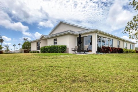 House in Palmetto, Florida 3 bedrooms, 138.15 sq.m. № 1733349 - photo 27
