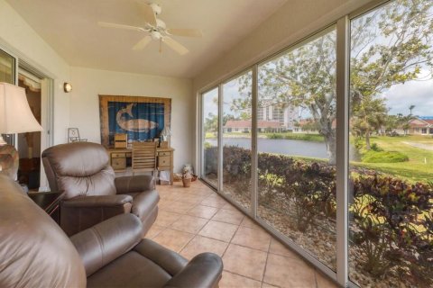 House in Palmetto, Florida 3 bedrooms, 138.15 sq.m. № 1733349 - photo 25