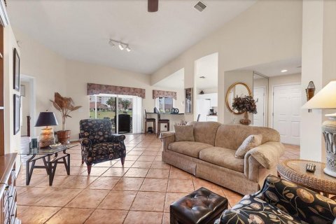 House in Palmetto, Florida 3 bedrooms, 138.15 sq.m. № 1733349 - photo 6