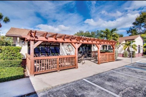 Condo in Largo, Florida, 2 bedrooms  № 2216680 - photo 30