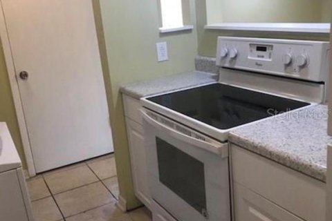 Condo in Largo, Florida, 2 bedrooms  № 2216680 - photo 3