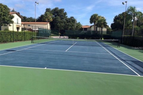 Condo in Largo, Florida, 2 bedrooms  № 2216680 - photo 23