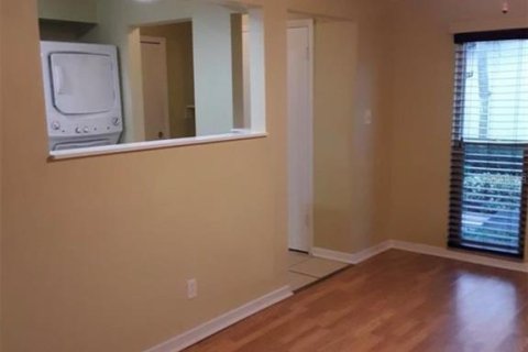Condo in Largo, Florida, 2 bedrooms  № 2216680 - photo 10