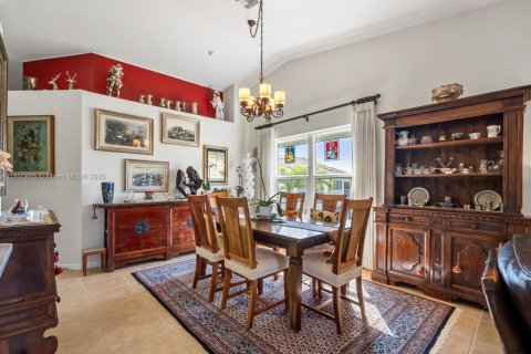 Condo in Naples, Florida, 2 bedrooms  № 1682698 - photo 21