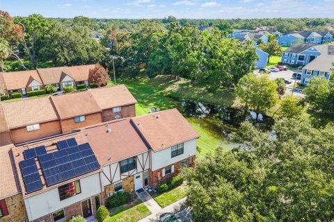 Townhouse in Tampa, Florida 2 bedrooms, 115.2 sq.m. № 1795787 - photo 3
