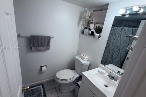 Снять в аренду кондоминиум в Майами, Флорида 1 спальня, 63.17м2, № 1990676 - фото 23