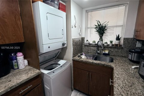 Снять в аренду кондоминиум в Майами, Флорида 1 спальня, 63.17м2, № 1990676 - фото 14