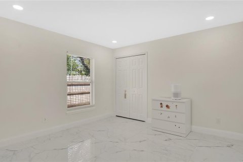 House in Deltona, Florida 3 bedrooms, 154.78 sq.m. № 1613042 - photo 20