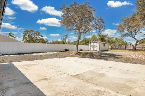 House in Deltona, Florida 3 bedrooms, 154.78 sq.m. № 1613042 - photo 22