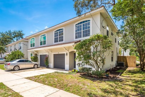 Touwnhouse à Tampa, Floride 3 chambres, 155.89 m2 № 2339043