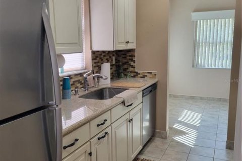Condominio en venta en Saint Petersburg, Florida, 2 dormitorios, 110.09 m2 № 1723067 - foto 6