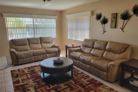 Condominio en venta en Saint Petersburg, Florida, 2 dormitorios, 110.09 m2 № 1723067 - foto 2