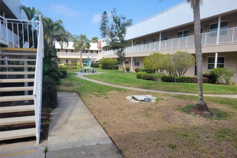 Condominio en venta en Saint Petersburg, Florida, 2 dormitorios, 110.09 m2 № 1723067 - foto 15