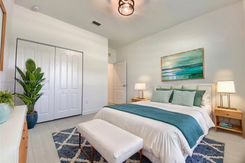 Снять в аренду виллу или дом в Порт-Сент-Луси, Флорида 3 спальни, 172.43м2, № 1942003 - фото 18