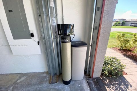 Снять в аренду виллу или дом в Порт-Сент-Луси, Флорида 3 спальни, 172.43м2, № 1942003 - фото 26