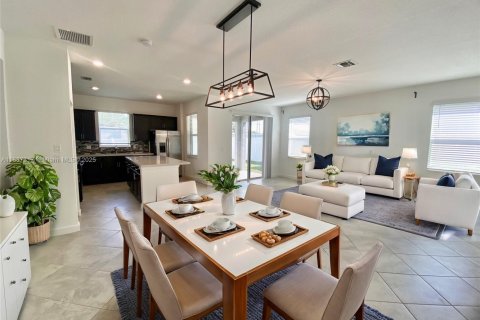 Снять в аренду виллу или дом в Порт-Сент-Луси, Флорида 3 спальни, 172.43м2, № 1942003 - фото 5