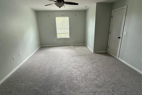 Condo in Winter Park, Florida, 3 bedrooms № 2097477 - photo 4
