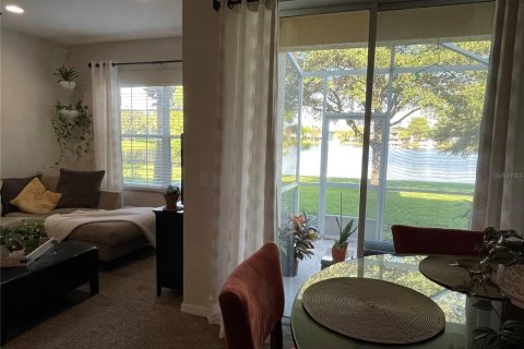 Condo in Winter Park, Florida, 3 bedrooms № 2097477 - photo 19