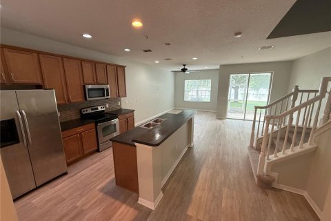 Condo in Winter Park, Florida, 3 bedrooms № 2097477 - photo 7