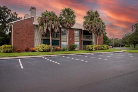 Condo in Saint Petersburg, Florida, 3 bedrooms  № 1823079 - photo 2