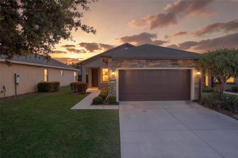 House in Ocala, Florida 2 bedrooms, 134.06 sq.m. № 2210431