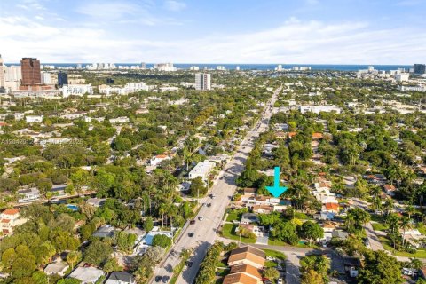 House in Fort Lauderdale, Florida 4 bedrooms, 174.84 sq.m. № 2189518 - photo 5