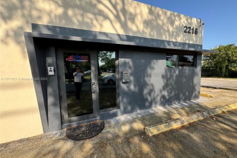 Propiedad comercial en Hollywood, Florida № 1979895