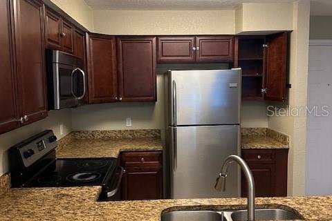 Condominio en alquiler en Orlando, Florida, 2 dormitorios, 94.76 m2 № 1919575 - foto 3
