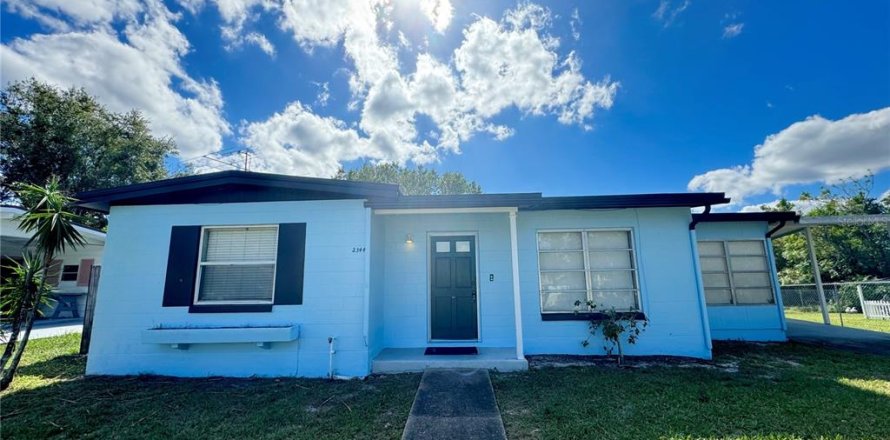 Casa en Deltona, Florida 2 dormitorios, 68.75 m2 № 1903424