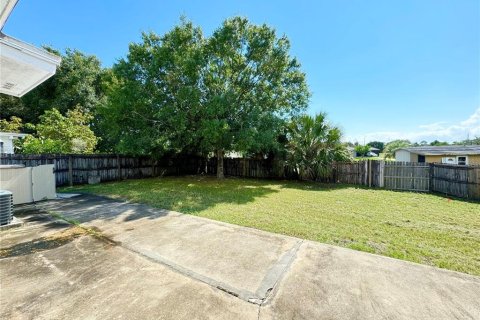 Casa en alquiler en Deltona, Florida, 2 dormitorios, 68.75 m2 № 1903424 - foto 16