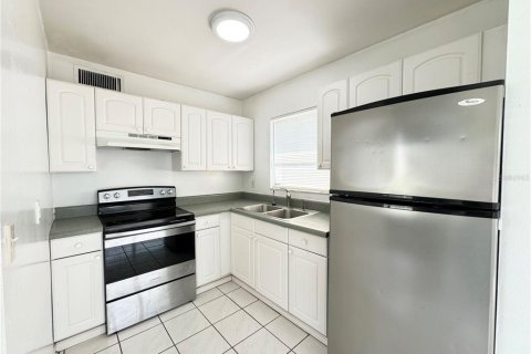 Casa en alquiler en Deltona, Florida, 2 dormitorios, 68.75 m2 № 1903424 - foto 6