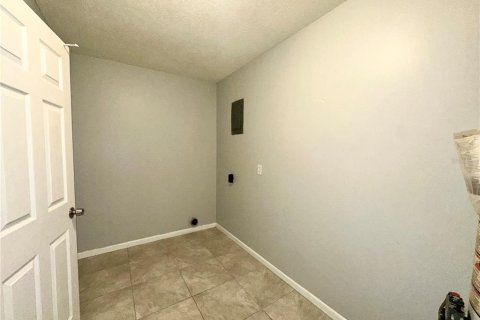 Appartement à louer à Leesburg, Floride: 3 chambres, 111.48 m2 № 2398585 - photo 17