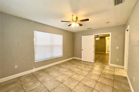 Appartement à louer à Leesburg, Floride: 3 chambres, 111.48 m2 № 2398585 - photo 12