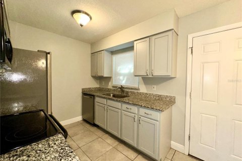 Appartement à louer à Leesburg, Floride: 3 chambres, 111.48 m2 № 2398585 - photo 7