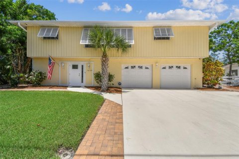 Casa en venta en Bradenton, Florida, 3 dormitorios, 136.75 m2 № 1857789 - foto 1