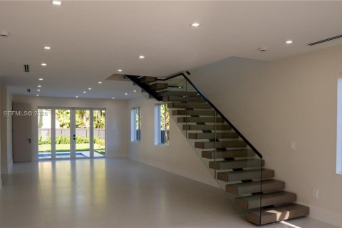 Villa ou maison à louer à South Miami, Floride: 4 chambres, 260.13 m2 № 2000587 - photo 11