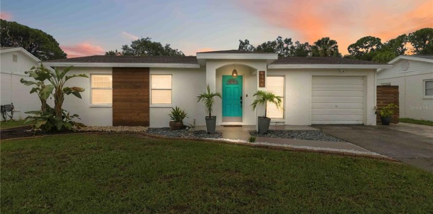 Villa ou maison à Tampa, Floride 3 chambres, 117.06 m2 № 2408059