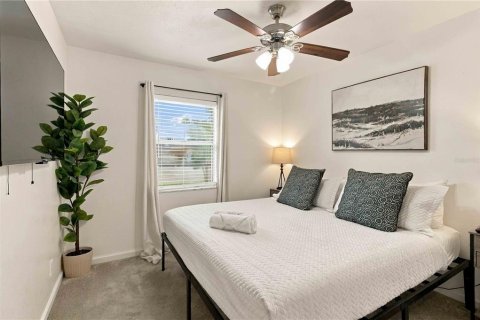 Villa ou maison à vendre à Tampa, Floride: 3 chambres, 117.06 m2 № 2408059 - photo 17