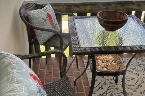Condo in Stuart, Florida, 2 bedrooms № 2083843 - photo 9