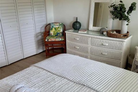 Condo in Stuart, Florida, 2 bedrooms № 2083843 - photo 23