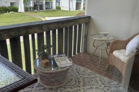 Condo in Stuart, Florida, 2 bedrooms № 2083843 - photo 8