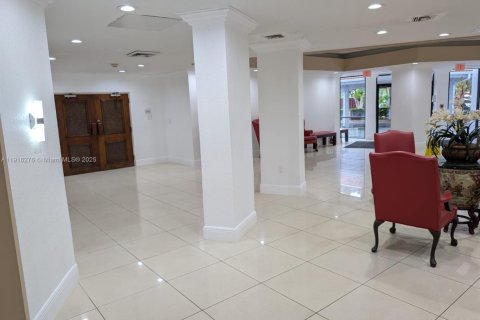 Купить кондоминиум в Майами, Флорида 2 спальни, 113.53м2, № 1971073 - фото 4