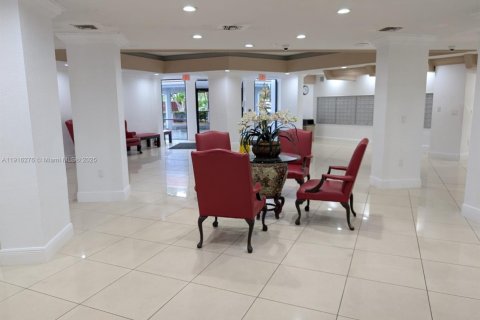 Купить кондоминиум в Майами, Флорида 2 спальни, 113.53м2, № 1971073 - фото 3