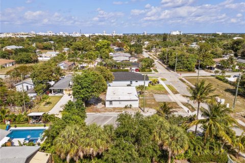 Propiedad comercial en venta en Delray Beach, Florida, 144 m2 № 1645102 - foto 30
