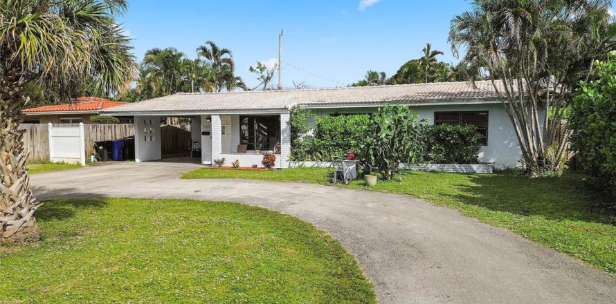 House in Fort Lauderdale, Florida 3 bedrooms, 137.5 sq.m. № 2082874