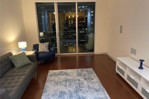 Condo in Miami, Florida, 2 bedrooms  № 1888746 - photo 4
