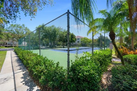 Condominio en venta en Plantation, Florida, 1 dormitorio, 72.19 m2 № 1992906 - foto 13