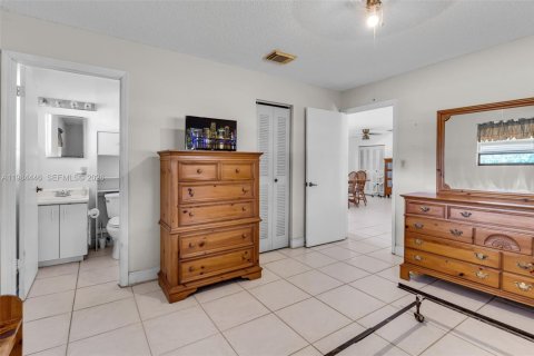 Купить виллу или дом в Майами, Флорида 3 спальни, 124.86м2, № 2051536 - фото 16